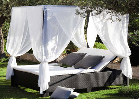 luxurious daybed
