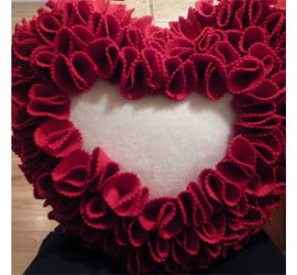 Make a heart wreath for Valentine's Day