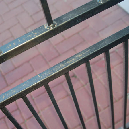 paint steel security gates, railings and burglar bars