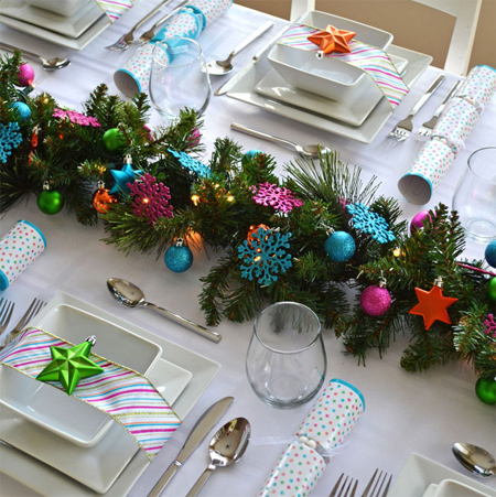 Decorate the Christmas dining table decor for christmas table modern elegance colourful baubles decorations