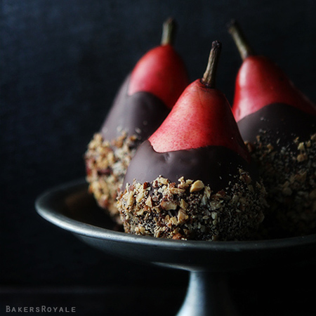 Dipped Pears with Almond Crunch 