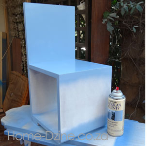 Make a kiddies storage table and chairs