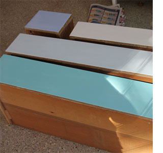 Makeover a chest of drawers with Rust-Oleum spray paint