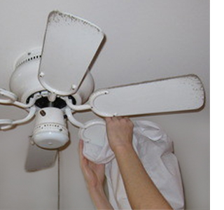 How to clean a ceiling or room fan