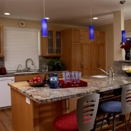 Finding space for dining in the kitchen traditional