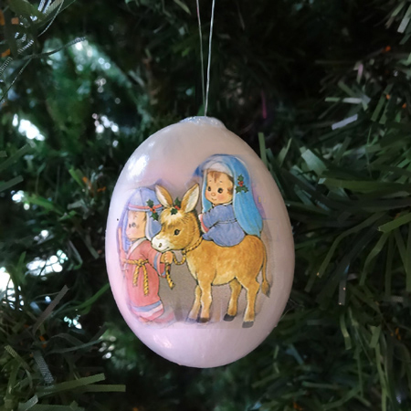 Nativity scene tree ornaments