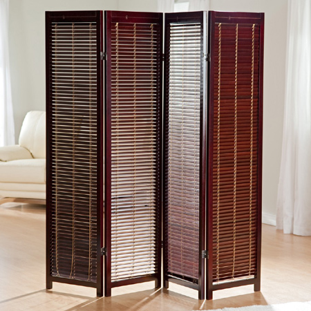 Screen divider with venetian blinds