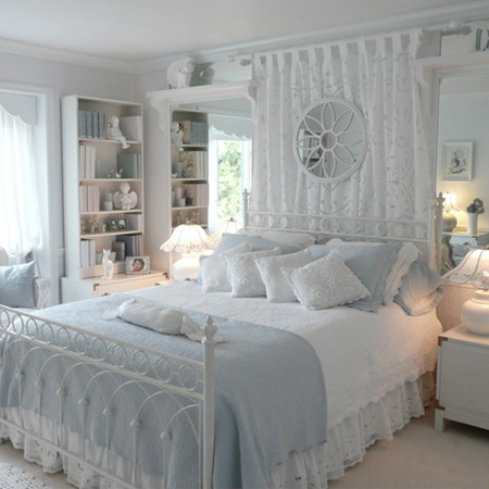 Designing A Bedroom With Vintage Style