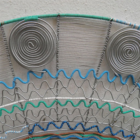 Crafty ideas to use wire for home decor projects 