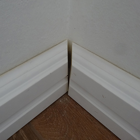 fit over skirtings over the top of existing skirting boards match 45 degree corners
