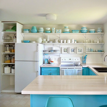 Boring traditional kitchen goes chic white and turquoise