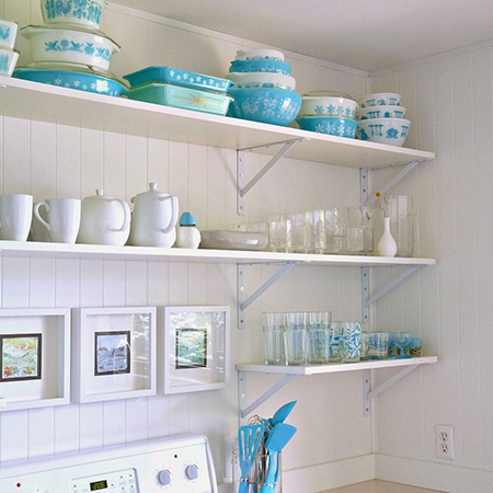 Boring traditional kitchen goes chic open shelves