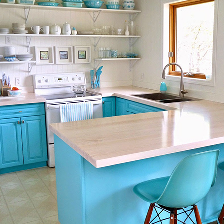 Boring traditional kitchen goes chic scandanavian white and turquoise