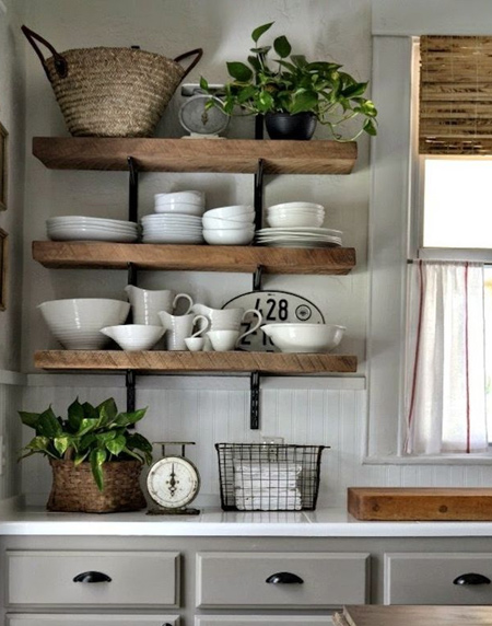 Easy solid wood shelf ideas that you can DIY