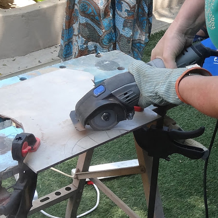diy divas workshop use dremel tool to cut tiles