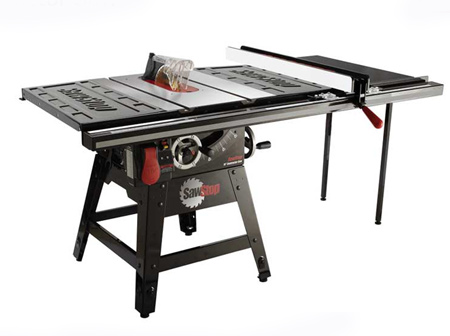 The table saw is one of the most dangerous power tools to use and is responsible for one injury every 9 minutes*. SawStop takes the risk out of using a table saw. 
