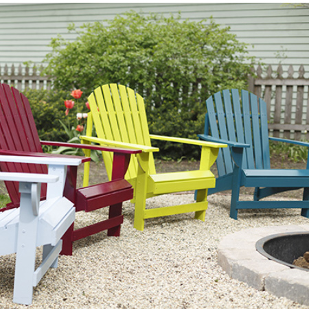 Add colour to your outdoor furniture with a can or two of Rust-Oleum Universal spray paint. You can use Rust-Oleum spray paints on wood, plastic or steel furniture to give them an instant update