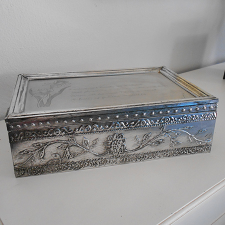 Make a faux pewter trinket box with mdf