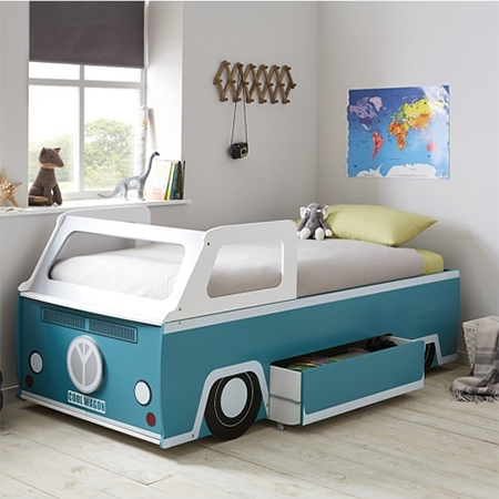 Iconic VW bus becomes a kid's bed