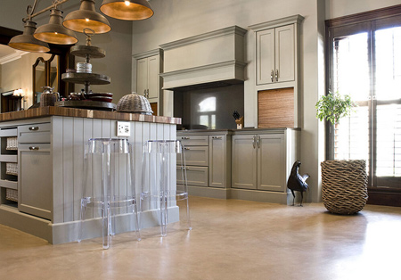 Cementitious floor finishes create a luxurious, natural, smooth finish with a mottled effect.