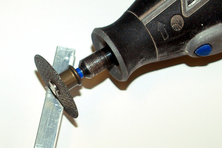Cut aluminium strips down to size easily with a Dremel MultiTool and cutting disk.
