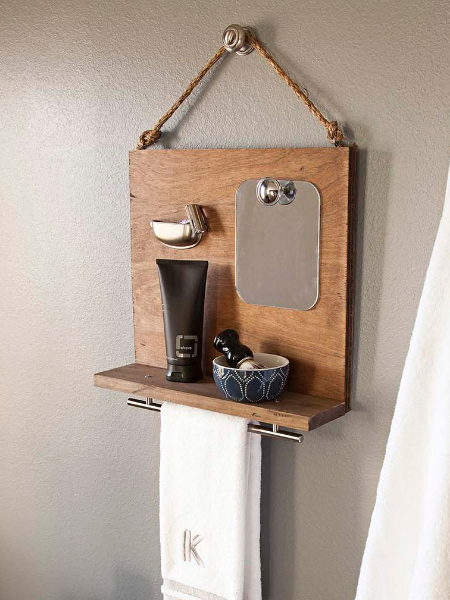 With Christmas not far away, here's an easy project for the DIY Kids. This shaving station is the perfect gift for dad and it's easy to make from a couple of offcuts. Finish off the assembled board with a cup handle and long handle. 