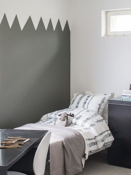 gray zigzag design on child's bedroom wall