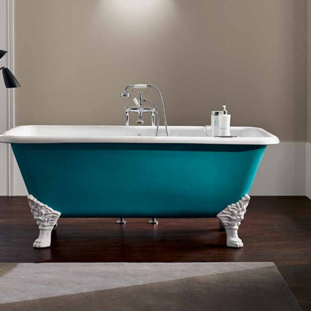 Cast iron claw foot bathtubs were considered a luxury item in the nineteenth century. While they have become more affordable today, claw foot bathtubs still retain their charm and adding some vintage charm may just turn your bathroom into the jewel of your home!