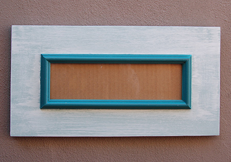 Letterbox Frame with Dry-Brushed Effect