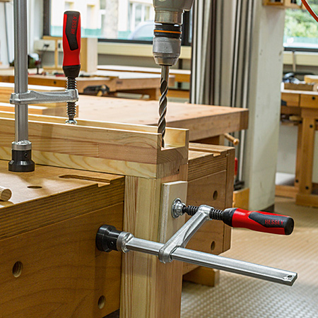 HOME-DZINE | Vermont Sales - Bessey has expanded its TW16AW adapter range for use of its clamping elements on all common workbenches with a hole system. In addition to the workbench adapter for a hole diameter of 19 mm, adapters for three further hole diameters are now available.