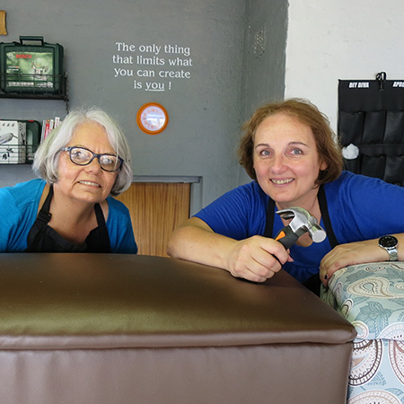 DIY Divas in Durban made an Upholstered Storage Ottoman