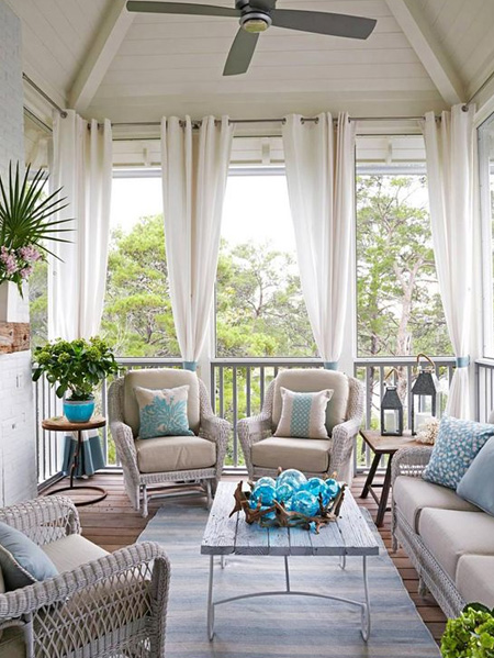 HOME-DZINE | Outdoor Rooms - Whatever the size of your deck, it's the finishing touches that make all the difference. Curtains, drapes or a simple window treatment to hang from ceilings create a wonderful atmosphere and an almost seamless integration of indoor and outdoor spaces. Hanging curtains is also an easy way to provide shade for a deck or patio. 