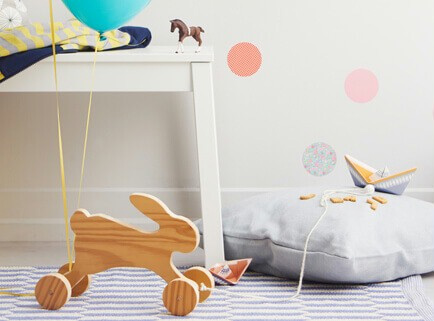 This adorable pull-along bunny is so easy to make using supplies that you will find at your local Builders, and will take about 30-minutes tops!