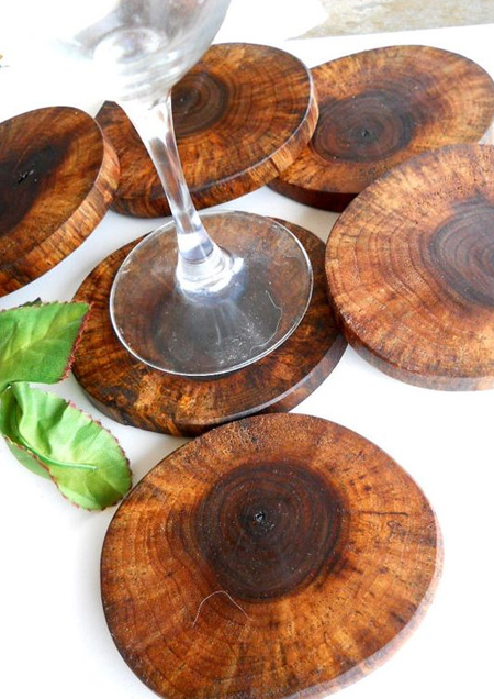 Smaller wood slices make great coasters or pot trivets as well. Try to choose branches that will be easy to cut with a mitre or table saw. Once cut, sand them smooth and apply Woodoc 5 or 10 Interior Sealer.