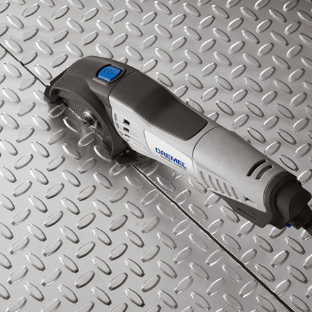With a Dremel DSM20 you can cut a variety of steel and aluminium products. The line of sight allows for accurate cutting of sheet metals or steel mesh and the 710W motor is powerful enough to handle tough applications.