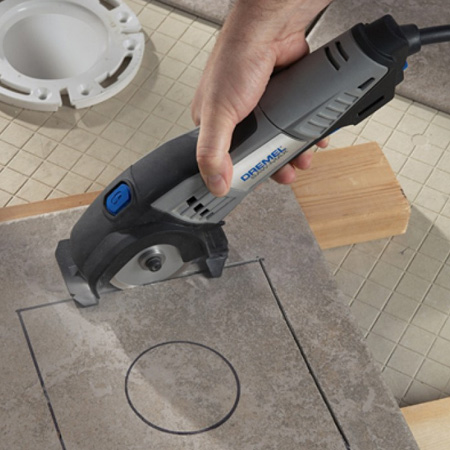 The Dremel DMS20 is supplied with a selection of cutting blades for tile, brick and wood. The compact size makes it portable and easy to use for all your tiling projects - plus you can easily cut curves and use the DSM20 to plunge cut for cut outs inside tiles.