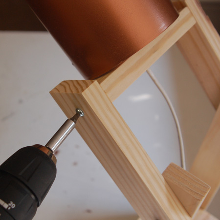 DIY Adjustable Pine Desk Lamp