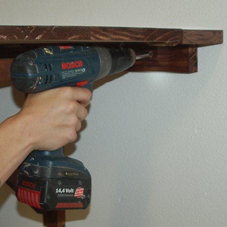 Make a small drop-leaf table - install
