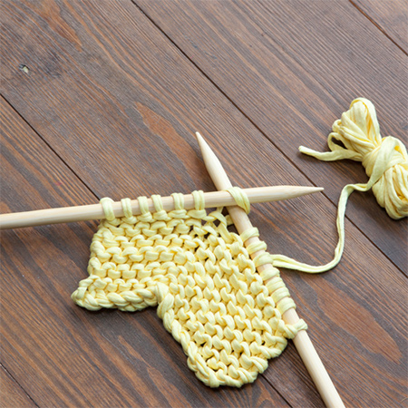 Make a Knitted Pouffe