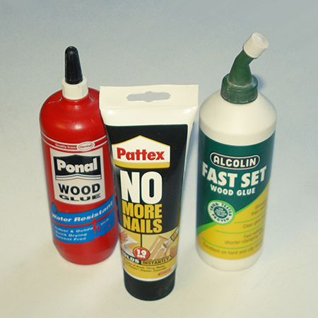 In my home workshop I have 3 different glues that I use for my DIY furniture projects. Here's some advice on choosing the right wood glue for your next DIY project.
