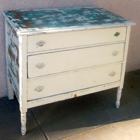 Make a mirrored chest of drawers