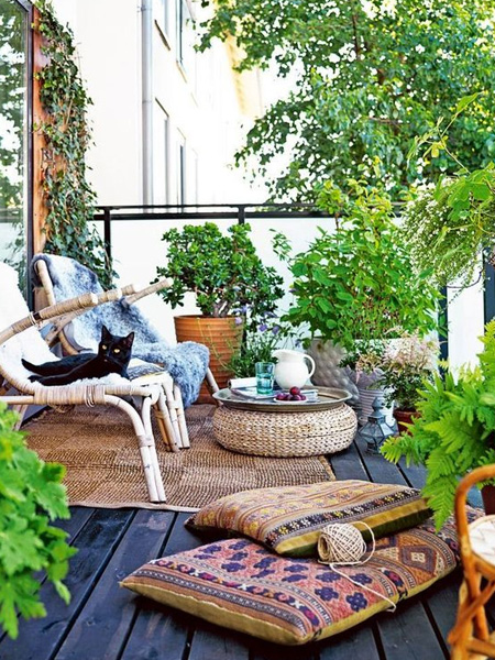 perfect balcony patio