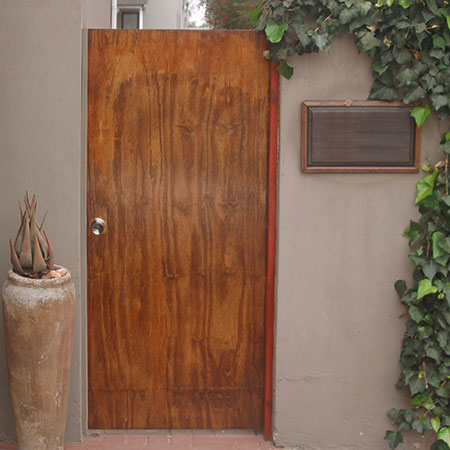 make a door or gate with plywood