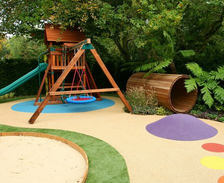 HOME-DZINE | Water Wise Garden - Each and every garden has zones. These are areas within the garden that are for a specific use and include areas such as an entertainment area, a play zone for children or pets, or a herb or vegetable garden.