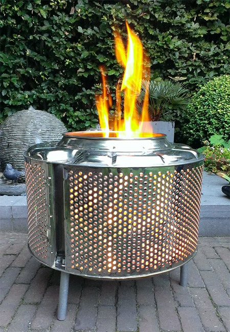Here's an easy way to turn a washing machine drum into a fire pit or brazier to keep you warm on chilly evenings outdoors.
