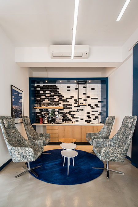 HOME-DZINE | Interior Design - Allport offices - These elements include a colour scheme of blue, white and black, which correlates to Allport Cargo Services South Africa’s corporate colours.