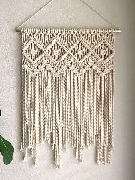 HOME-DZINE | Craft Projects - Today's modern macramé designs bring together traditional techniques in new and inventive ways. Take a look at some of the beautiful crafts that can be made with a few basic knots and some rope or twine: