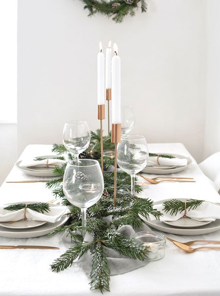 nature inspired holiday table decor