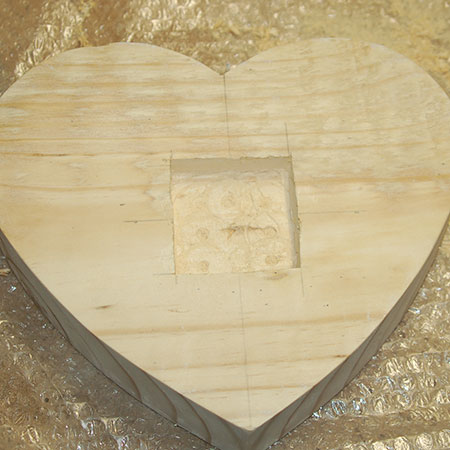 heart shaped clock