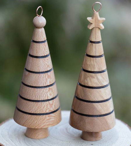 how to make wooden tree ornaments
